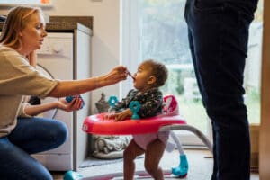 مشاية اطفال ماماز اند باباز