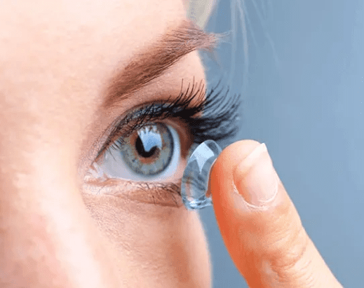 طريقة تركيب العدسات والعناية بها