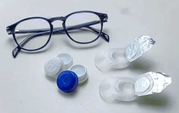 طريقة تركيب العدسات والعناية بها